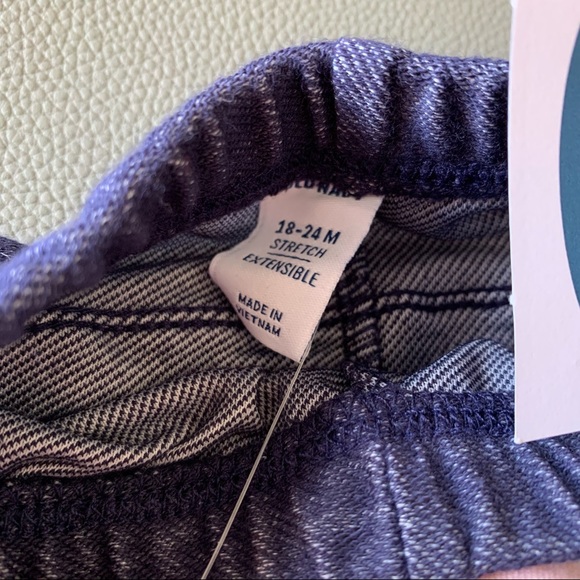 NWT BUNDLE OF 2 Old Navy pants - Picture 4 of 7